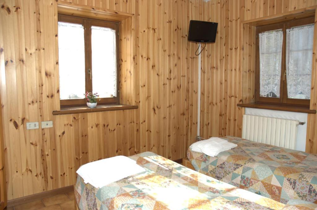 Casa Vacanze Ca' De Val กัมโปโดลชิโน ภายนอก รูปภาพ