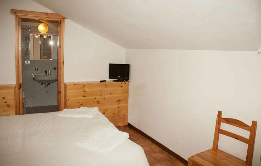 Casa Vacanze Ca' De Val กัมโปโดลชิโน ภายนอก รูปภาพ